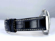 Load image into Gallery viewer, Breitling Navitimer B01 Chronograph 43 Copper Dial