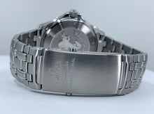 Load image into Gallery viewer, Omega Seamaster Diver 300M Quartz